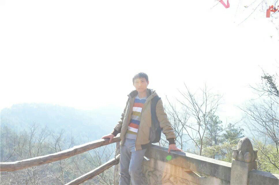 德胜岩