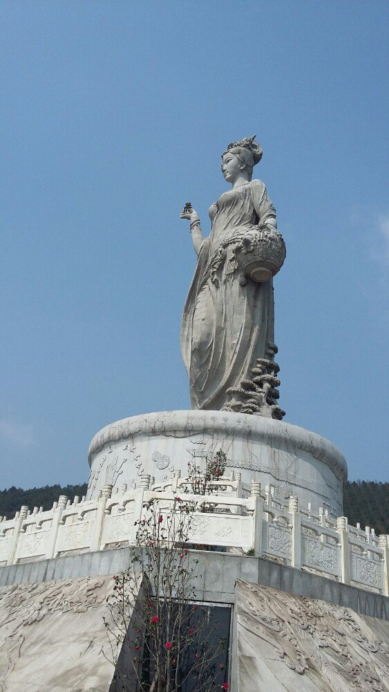 神女湖风景区