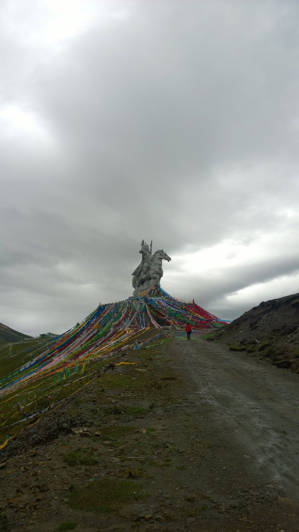 大美青海 雪域果洛 神的故乡 朝圣之旅 一生必须去一次的藏区(雪山