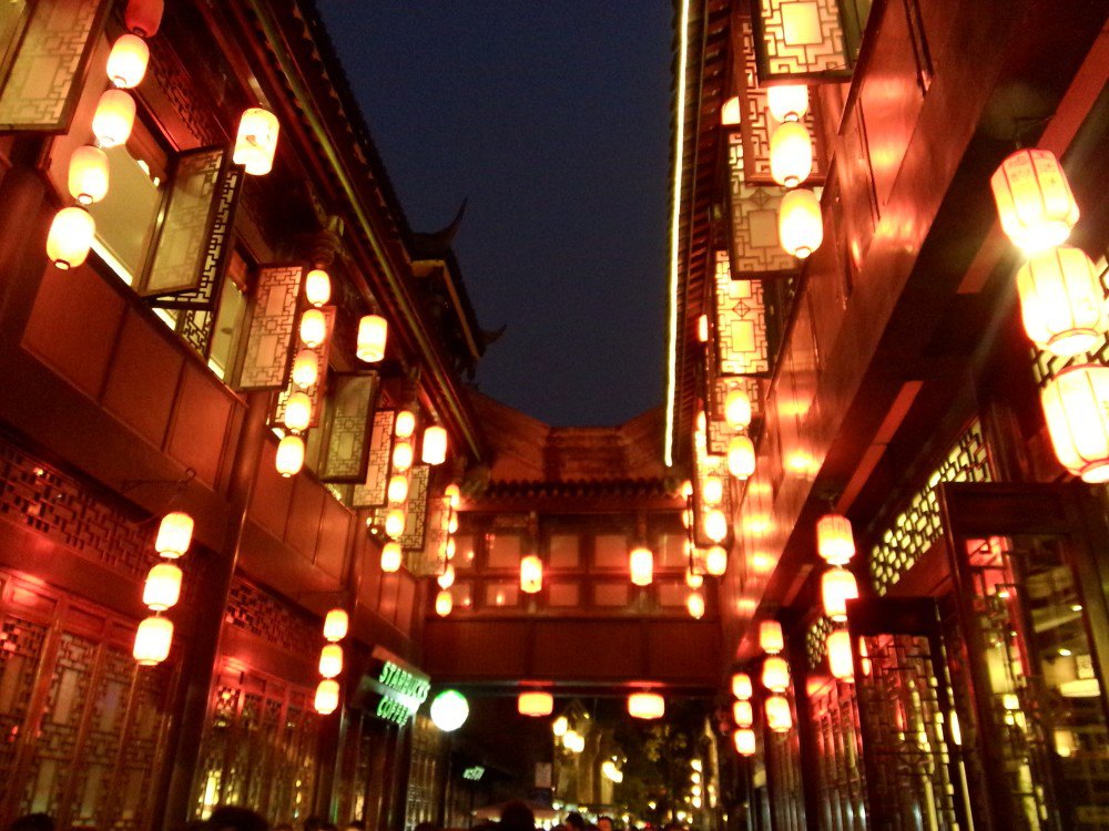 【携程攻略】成都锦里古街适合朋友出游旅游吗,锦里