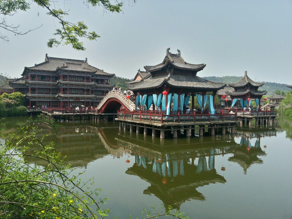 【携程攻略】横店影视城清明上河图景区适合朋友出游旅游吗,清明上河
