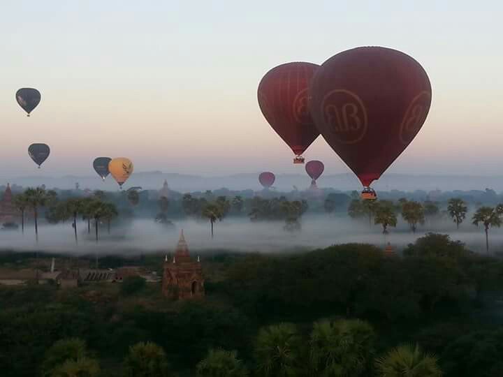 蒲甘热气球之旅 balloons over bagan