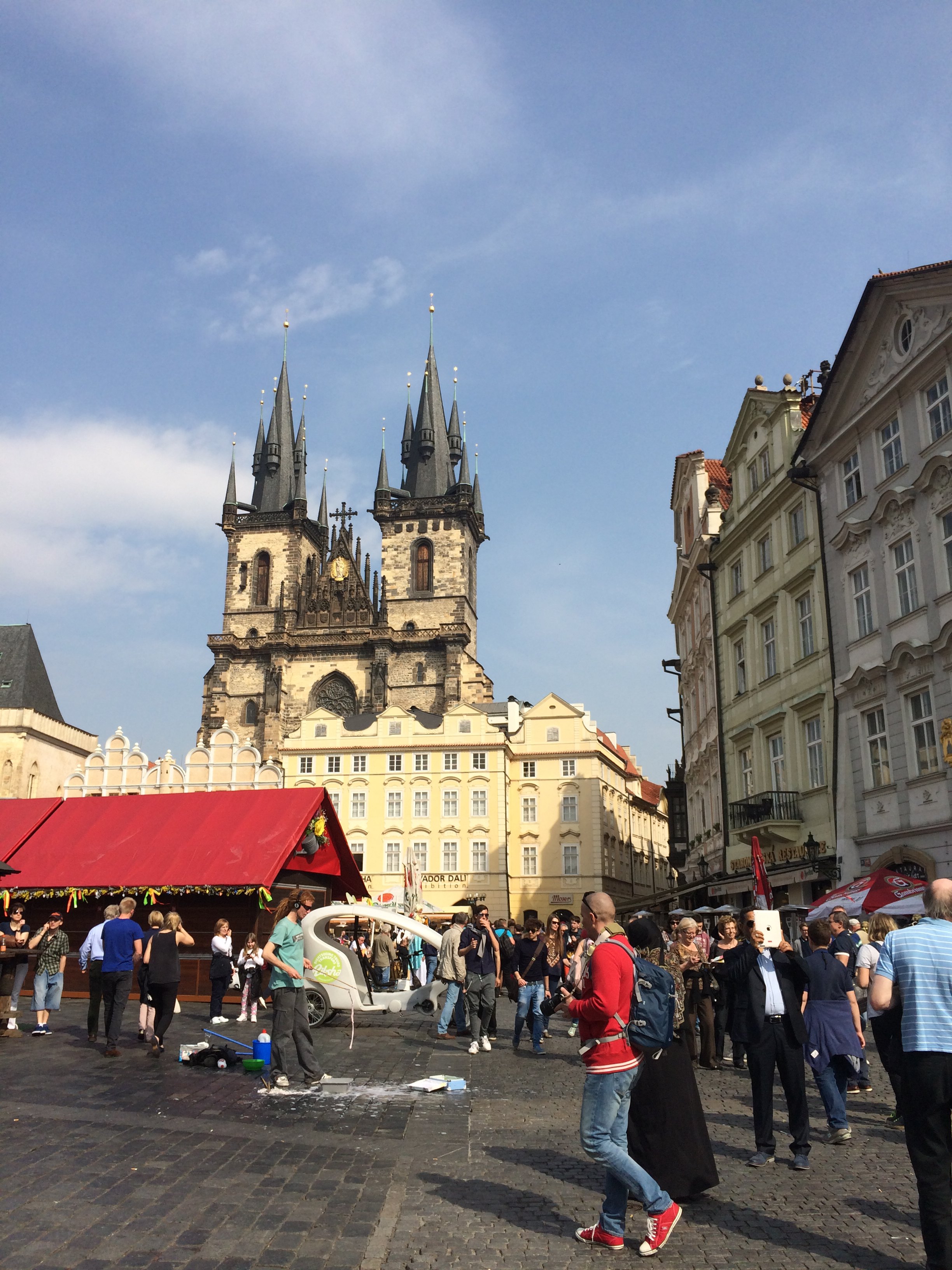 布拉格好玩么?有什么神奇的地方么?-有去过的