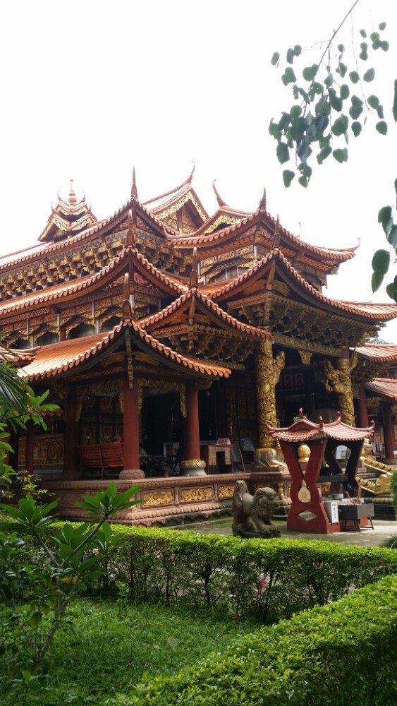 勐卧佛寺双塔旅游景点攻略图