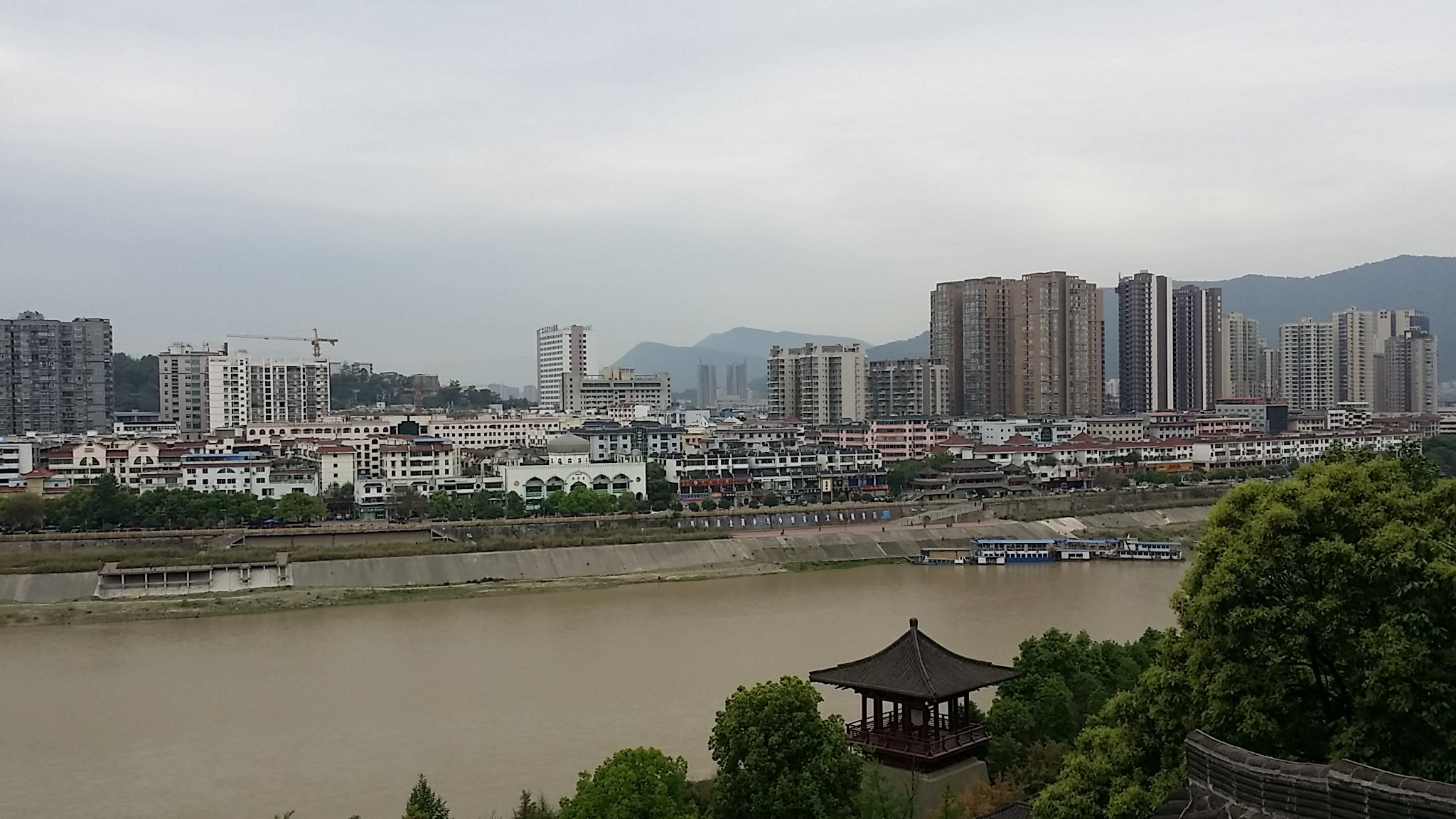 四川剑门蜀道风景名胜区12日游记 上篇---剑阁,广元游