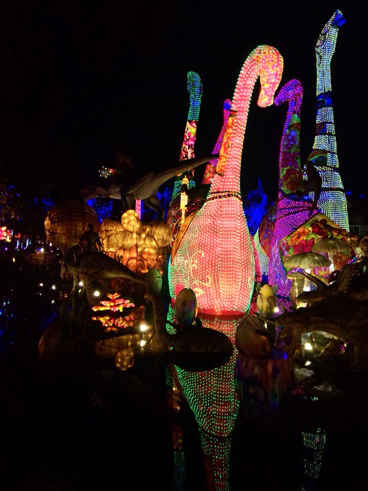 自贡有哪些地方好玩?有什么特色美食-自贡最好