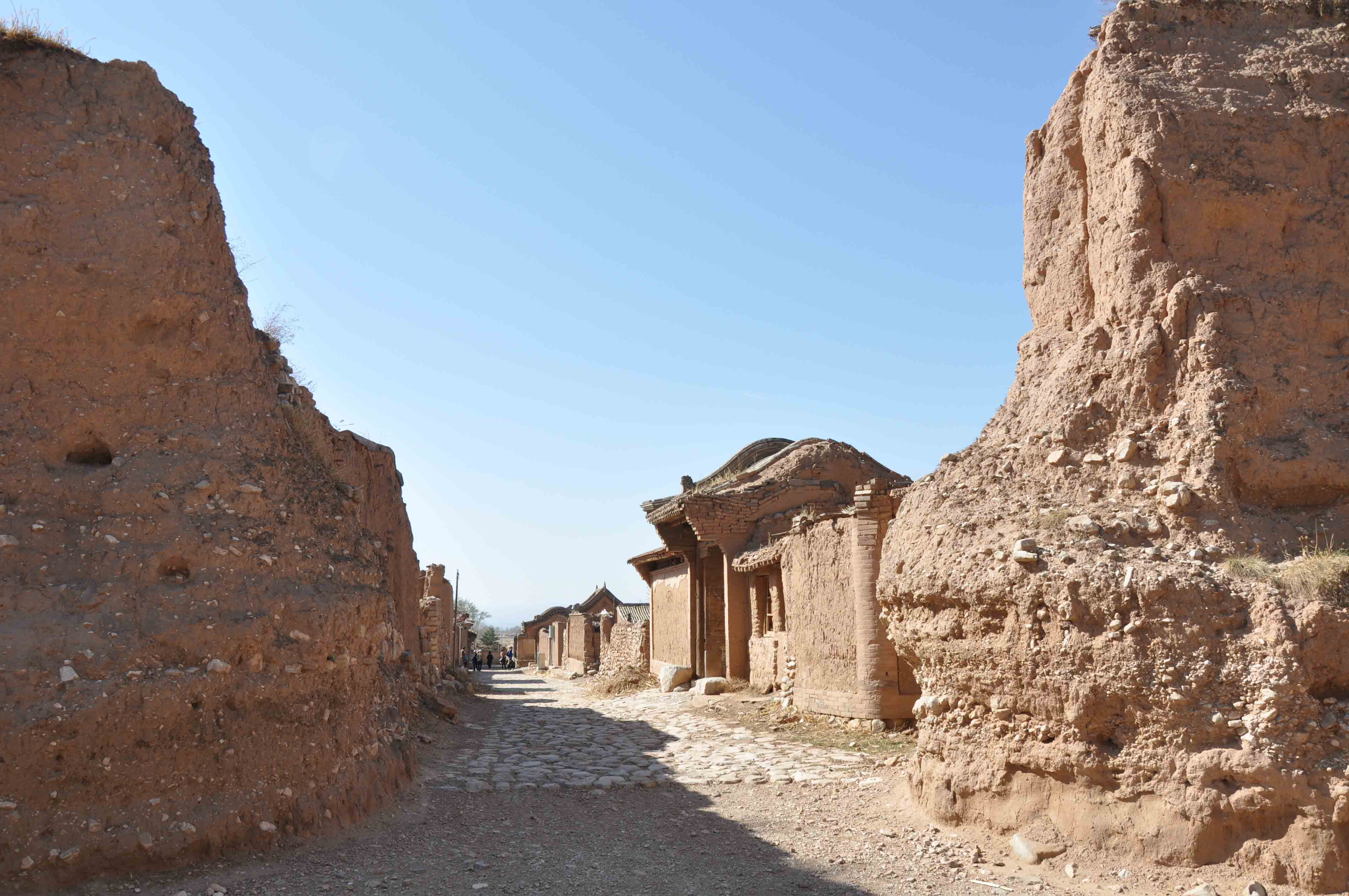 04月21日蔚县天气预报:晴 气温: 2℃~21℃