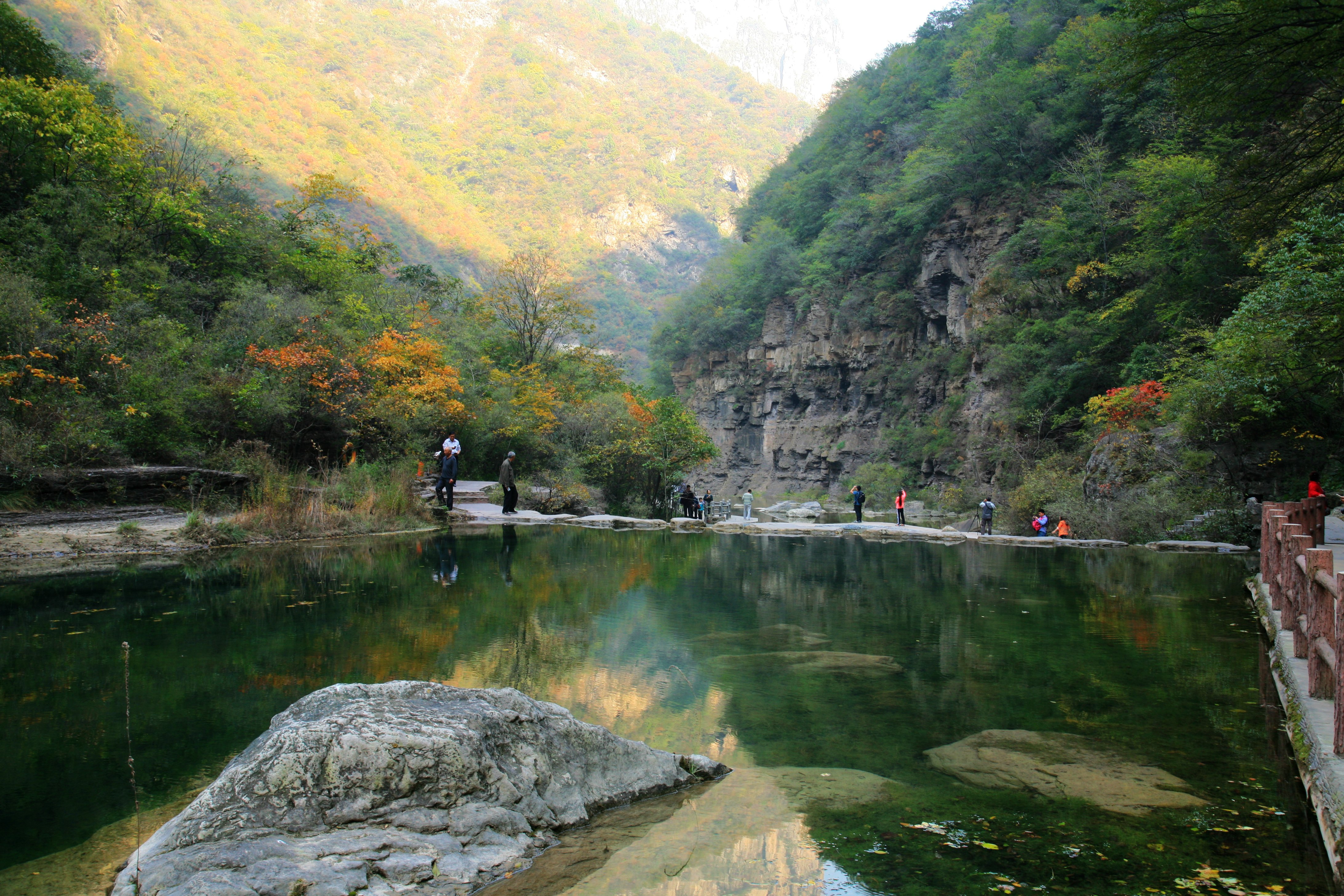 云台山泉瀑峡