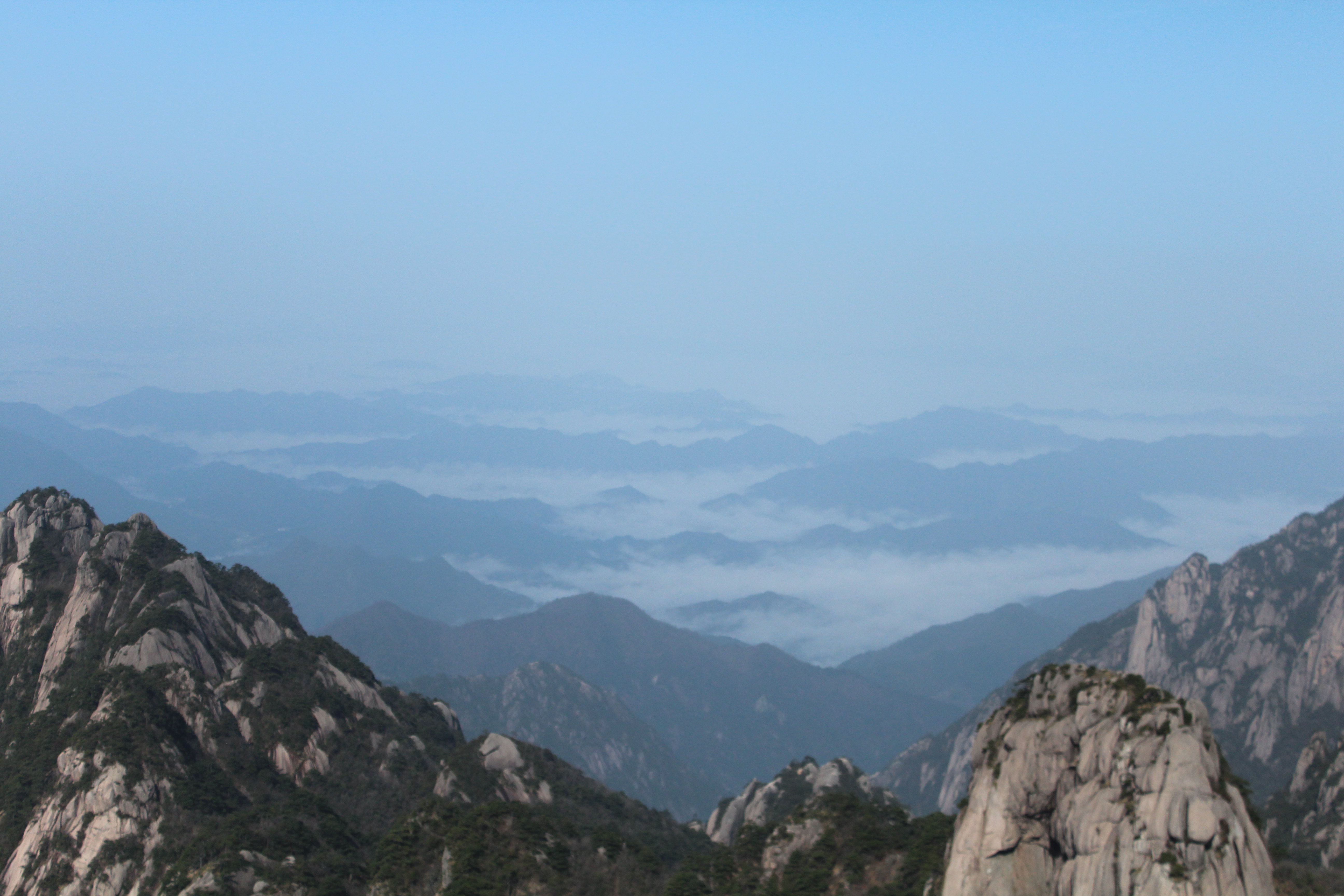 黄山的云海,美如仙境!2015年3月21日-22日 黄山之所见
