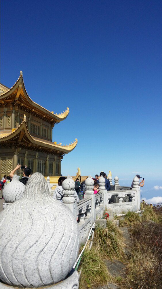 峨眉山金顶好玩吗,峨眉山金顶景点怎么样_点评_评价