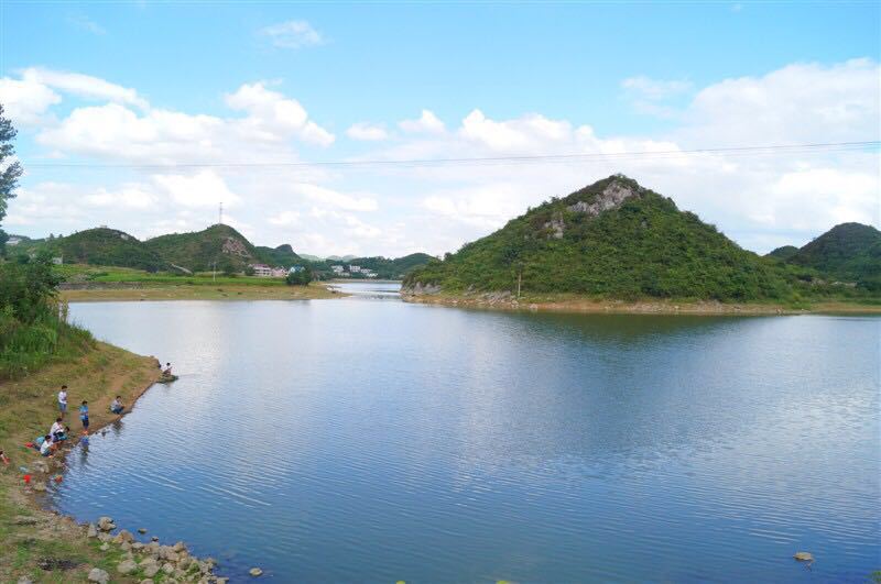 【携程攻略】清镇百花湖景点,很值得去的地方,山好水好,夏天更好玩.