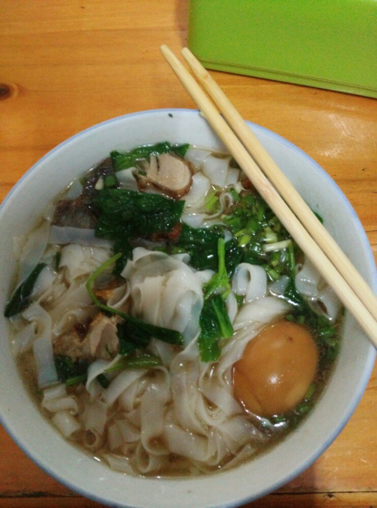                   洞塘猪肉粉,加