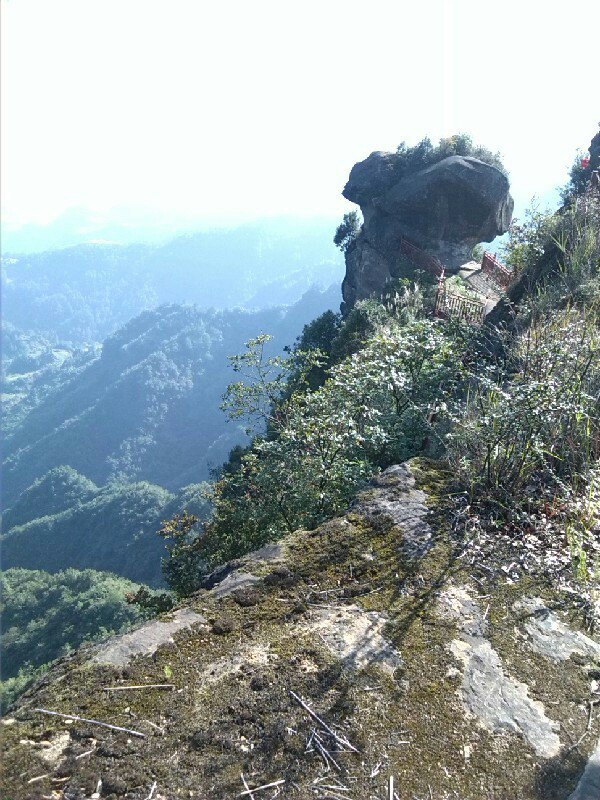 龙骨寨风景区