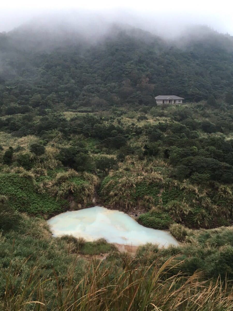 阳明山牛奶湖旅游景点攻略图