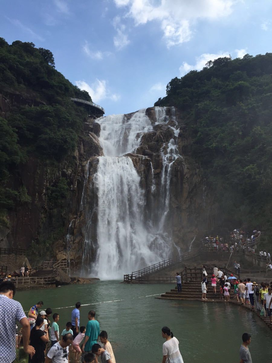 丰顺龙归寨瀑布好玩吗,丰顺龙归寨瀑布景点怎么样