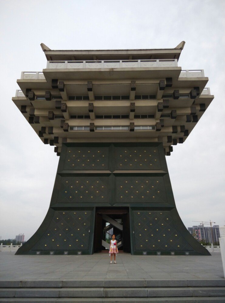                   四平八稳,楚风