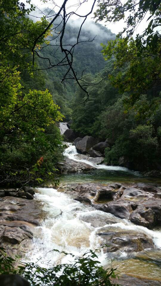 黄岗山大峡谷