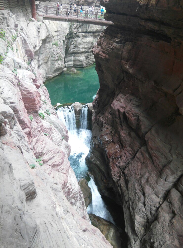【携程攻略】河南红石峡适合家庭亲子旅游吗,红石峡