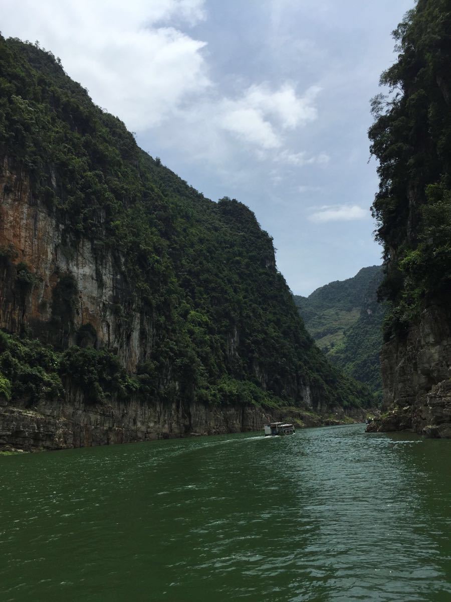 万峰湖