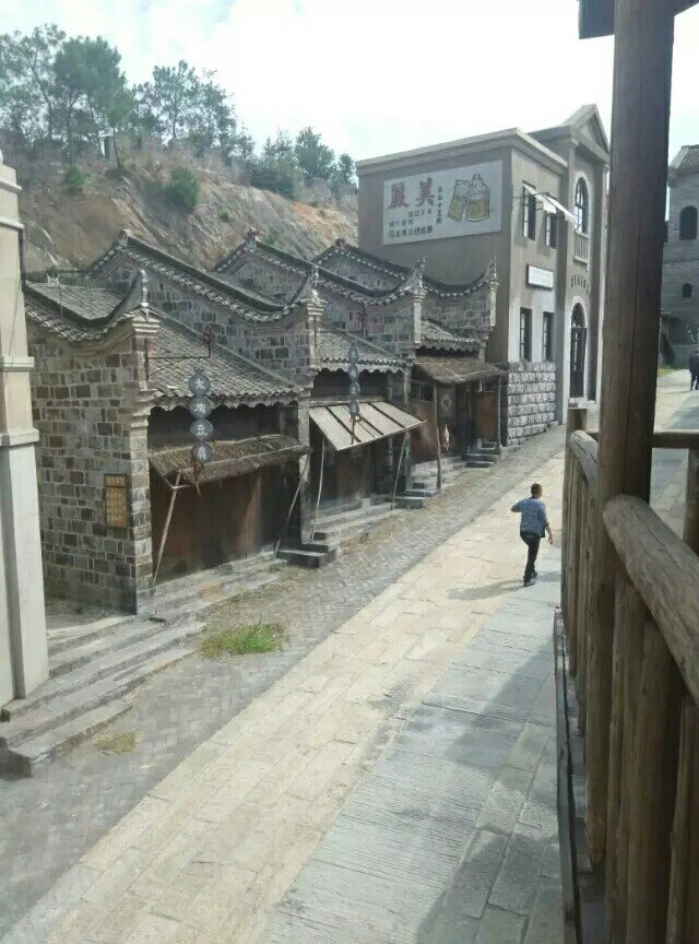 中国红安将军影视城