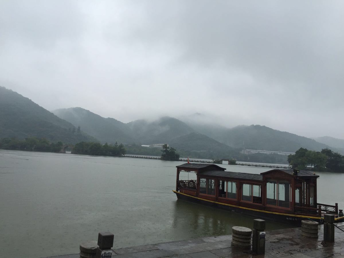 【携程攻略】杭州湘湖景点,雨中游湘湖,别有一番风味.