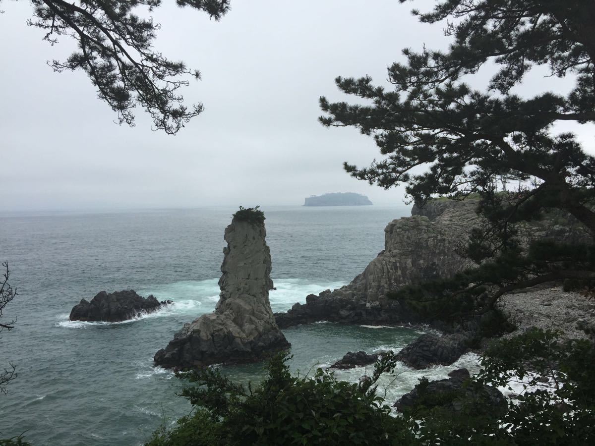 济州岛独立岩好玩吗,济州岛独立岩景点怎么样_点评_评价【携程攻略】