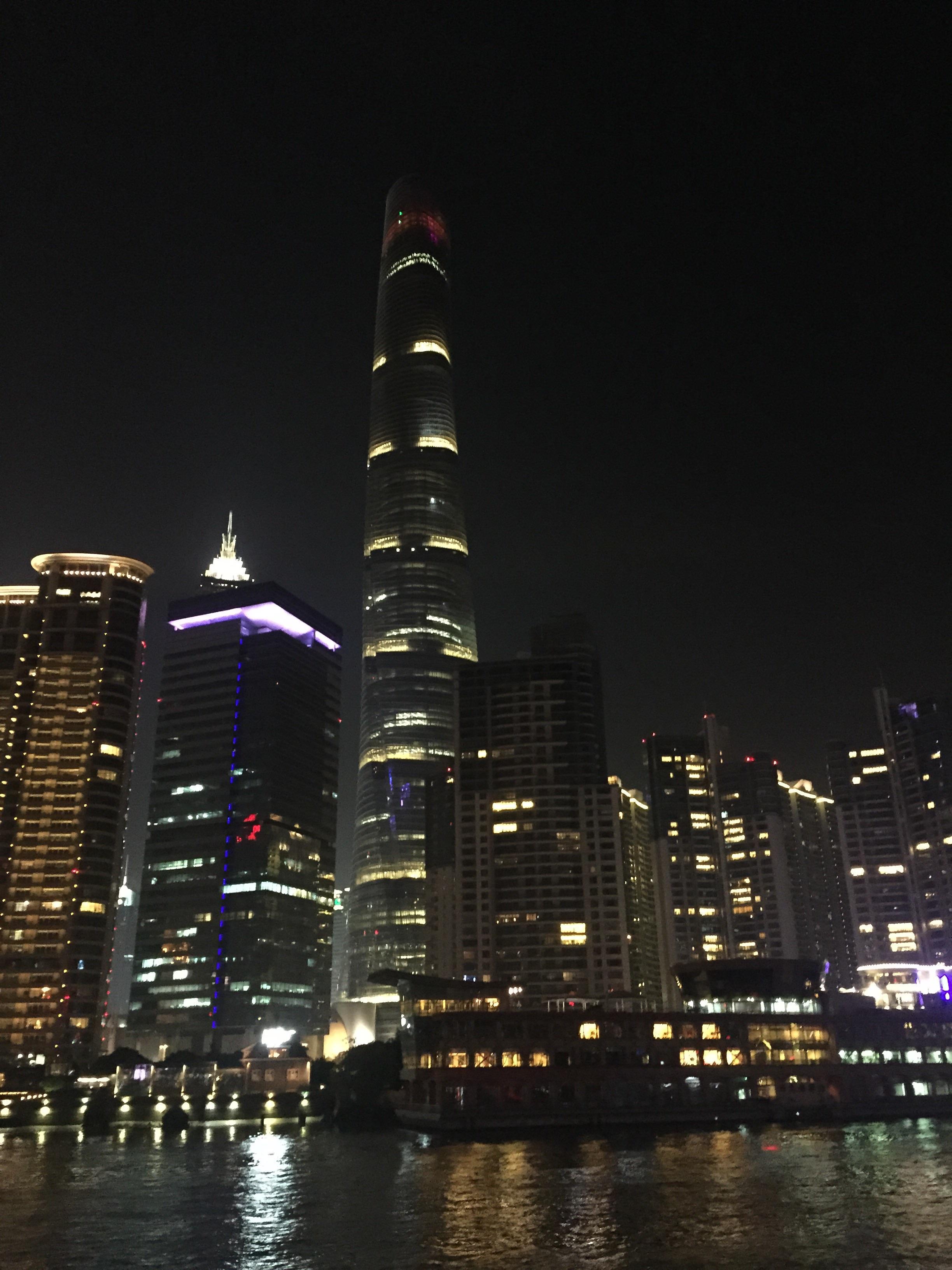 【携程攻略】上海外滩景点,还不错!跟广州珠江夜游差!