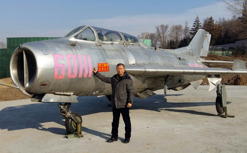         中国第一代超音速战斗机