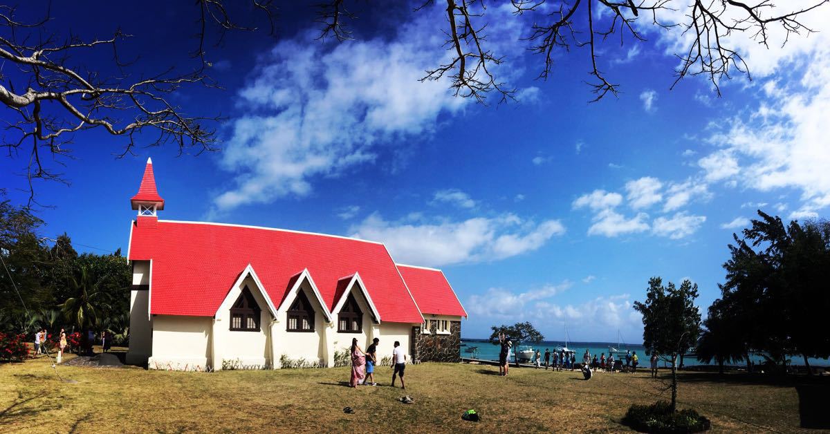 【携程攻略】毛里求斯红顶教堂景点,山鸡哥跟他媳妇儿拍婚纱照的地方