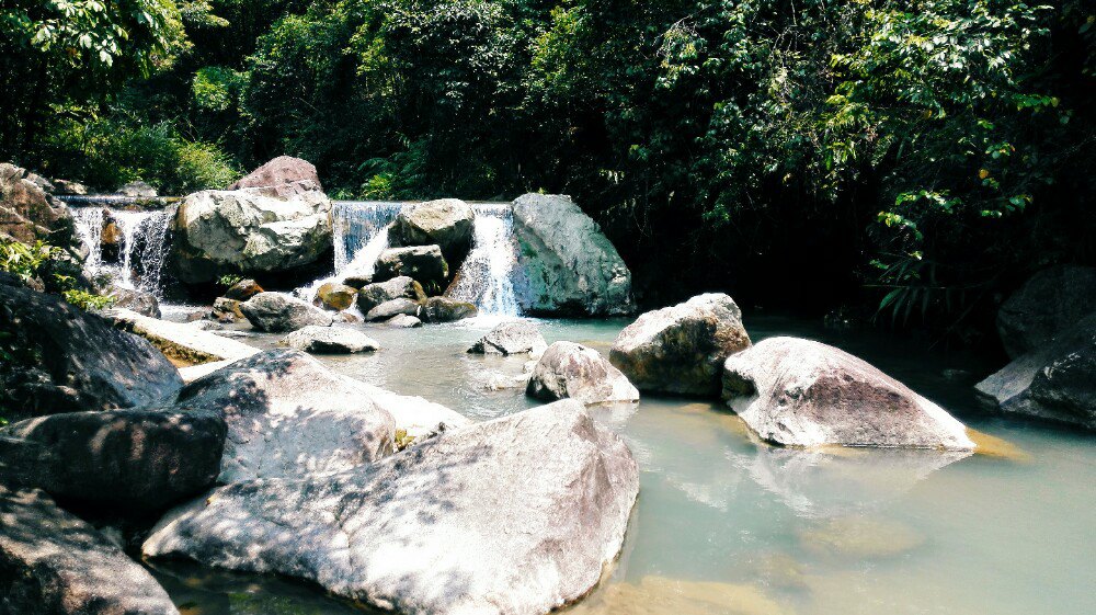 幽谷逸林旅游景点攻略图