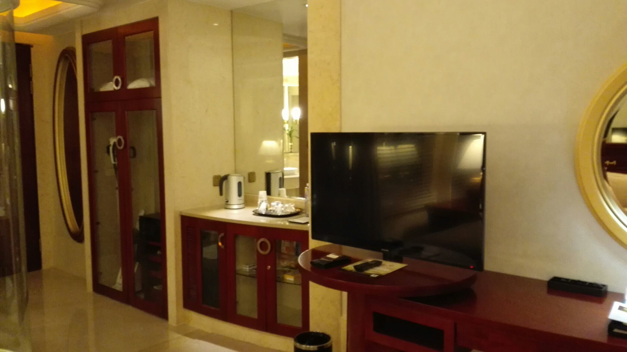 苏州吴中白金汉爵大酒店