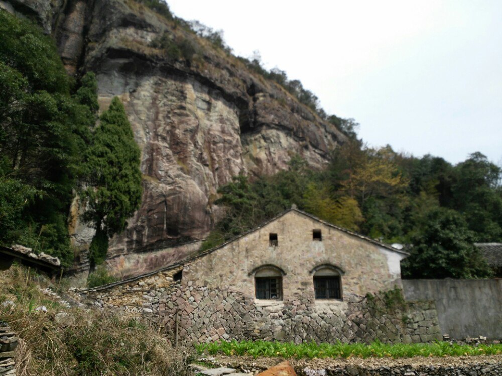 永康市 标签 旅游景点 风景区 灵岩景区共多少人浏览:2658765 电话