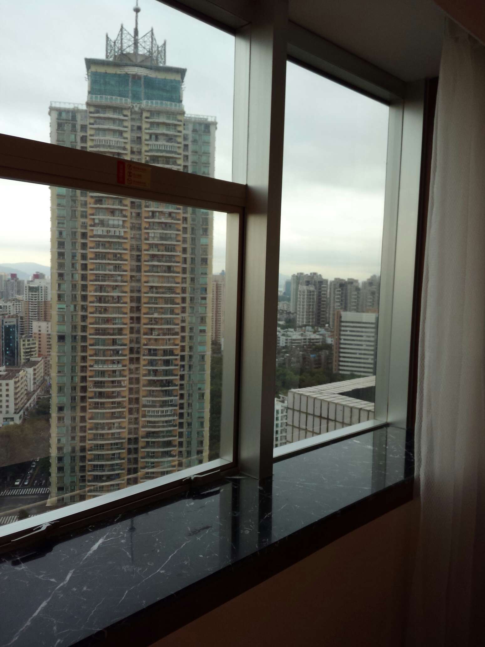 深圳旅游攻略指南? 携程攻略社区! 靠谱的旅游攻略平台,最佳的深圳自助游、自由行、自驾游、跟团旅线路,海量深圳旅游景点图片、游记、交通、美食、购物、住宿、娱乐、行程、指南等旅游攻略信息,了解更多深圳旅游信息就来携程旅游攻略。