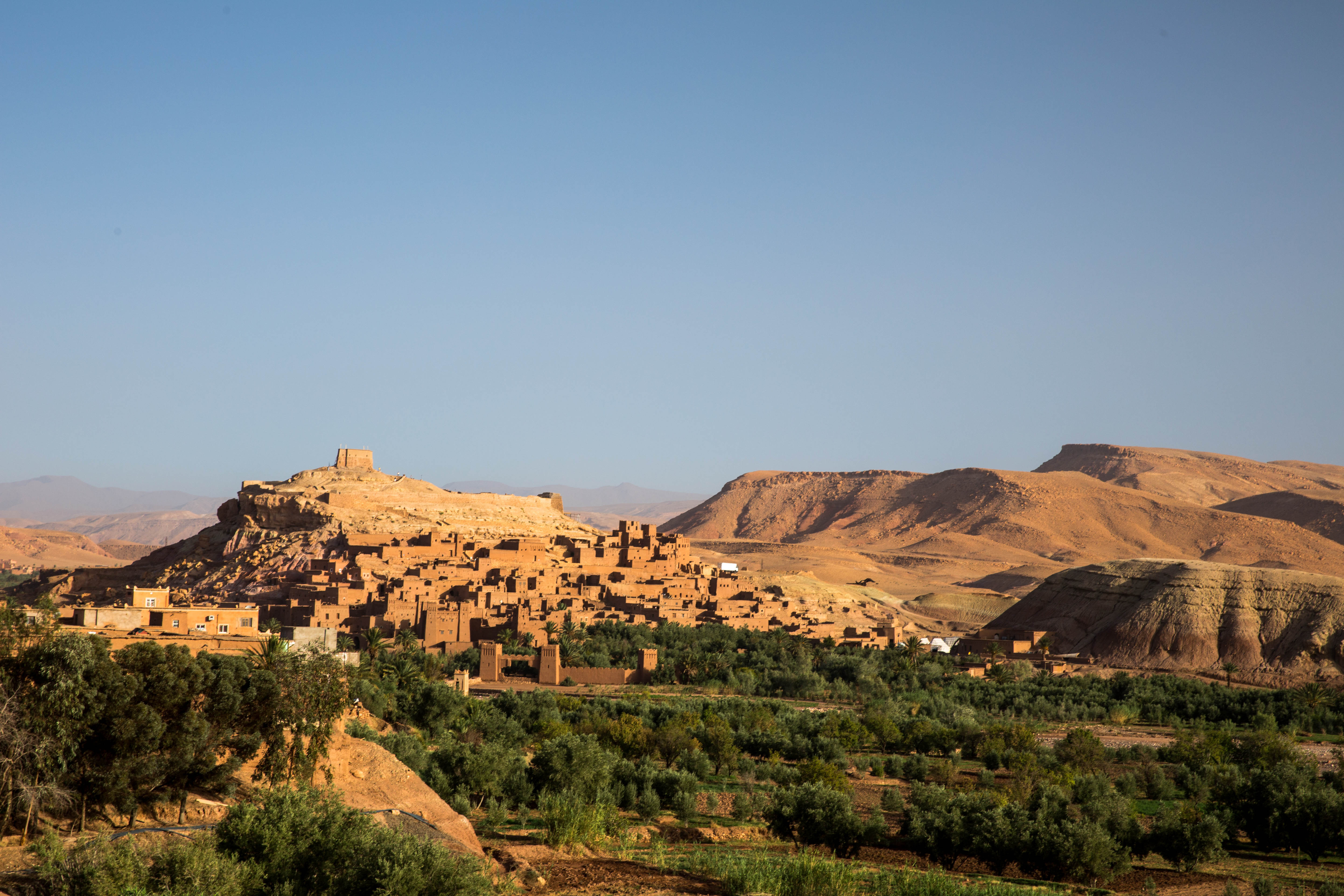 08月11日瓦尔扎扎特天气预报:小雨 气温: 17℃