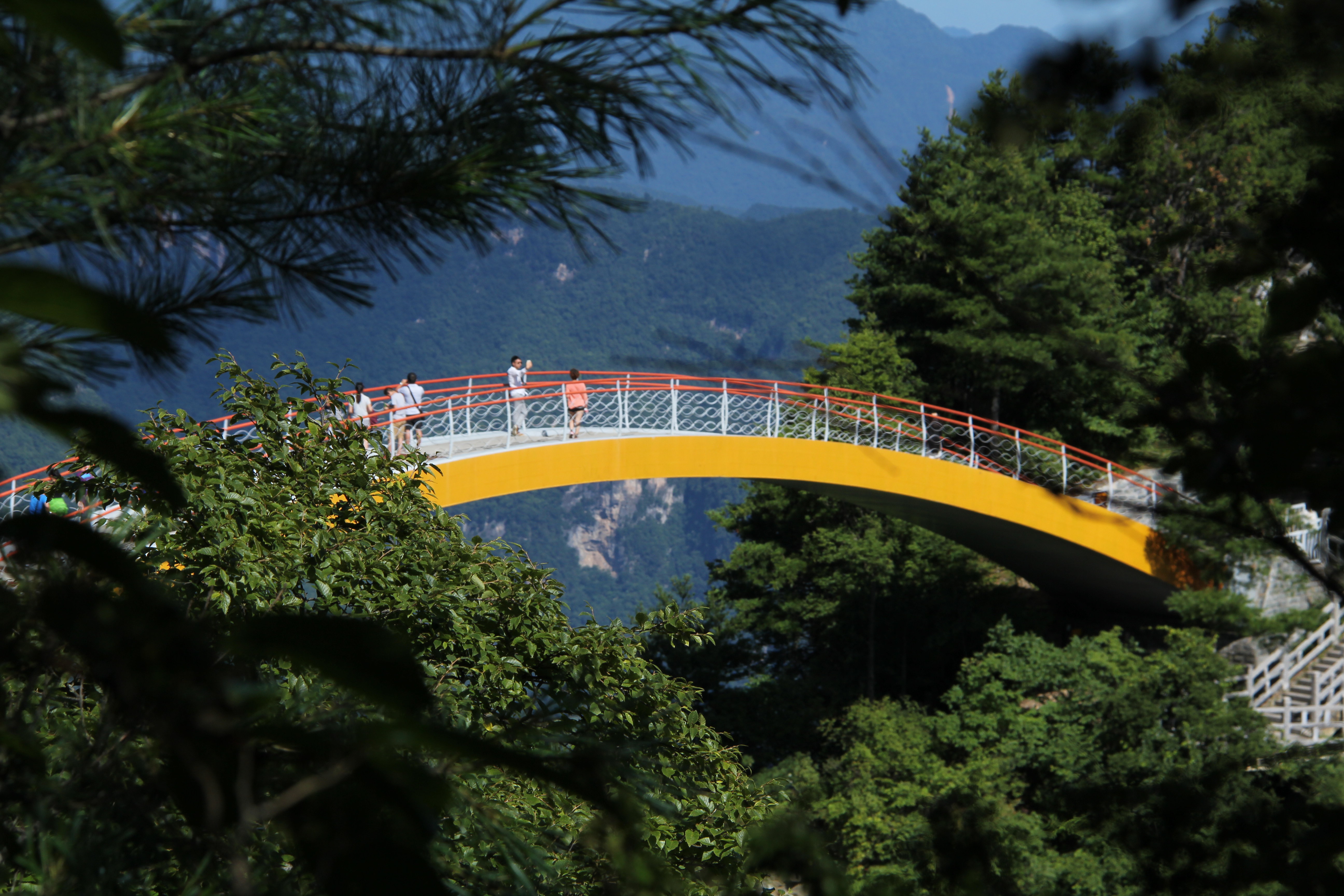                     天燕景区