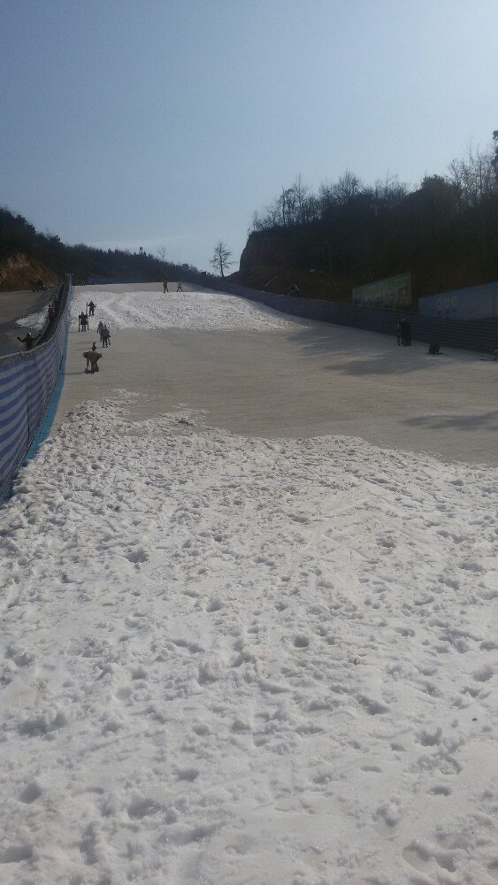 安庆巨石山滑雪场攻略,安庆巨石山滑雪场门票/游玩攻略/地址/图片