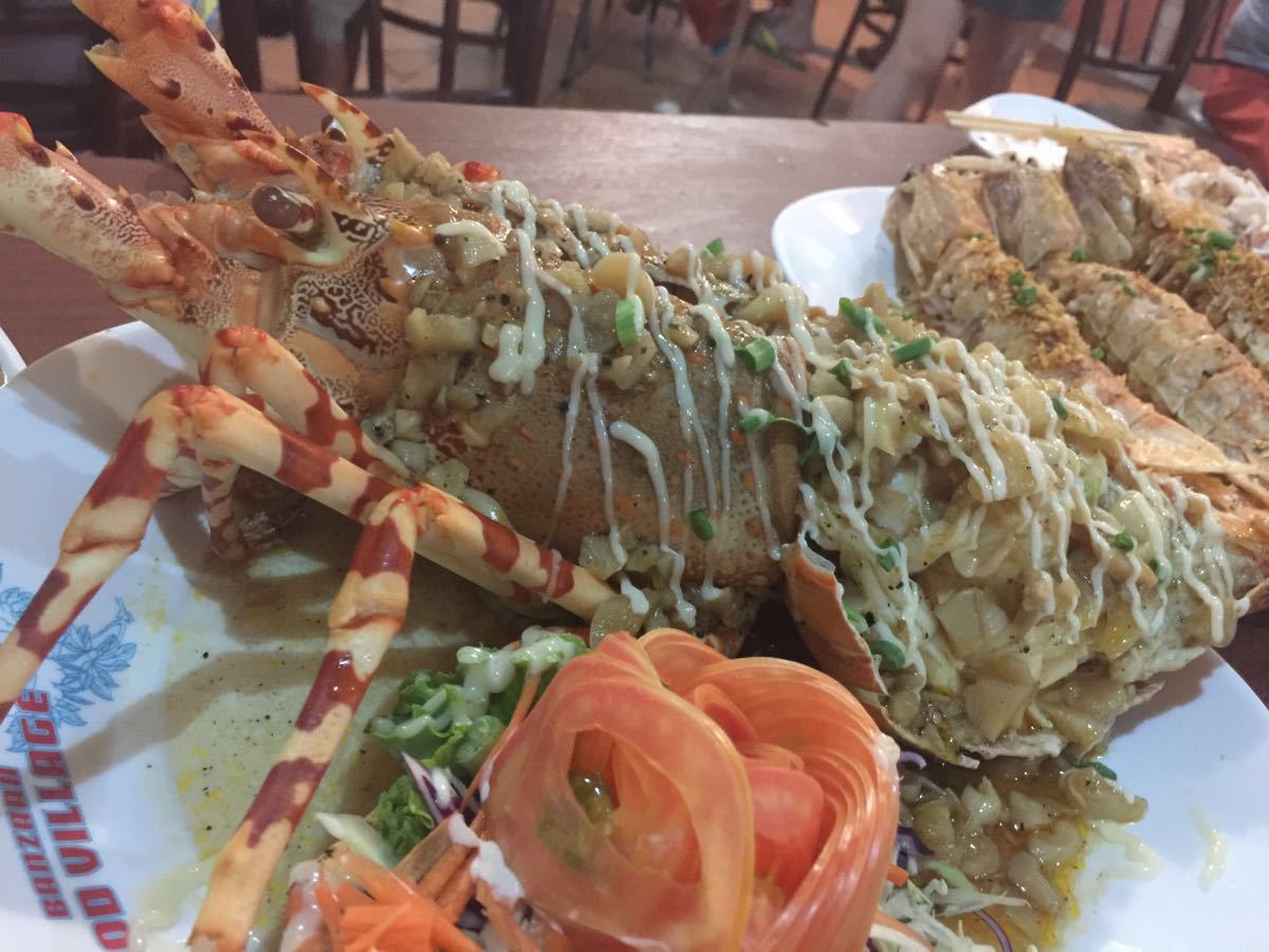 谁知道青岛哪儿有大点的海鲜批发市场啊，我想买鲅鱼和鱿鱼，谁家的不错给我推荐一下，谢谢。- _感人网