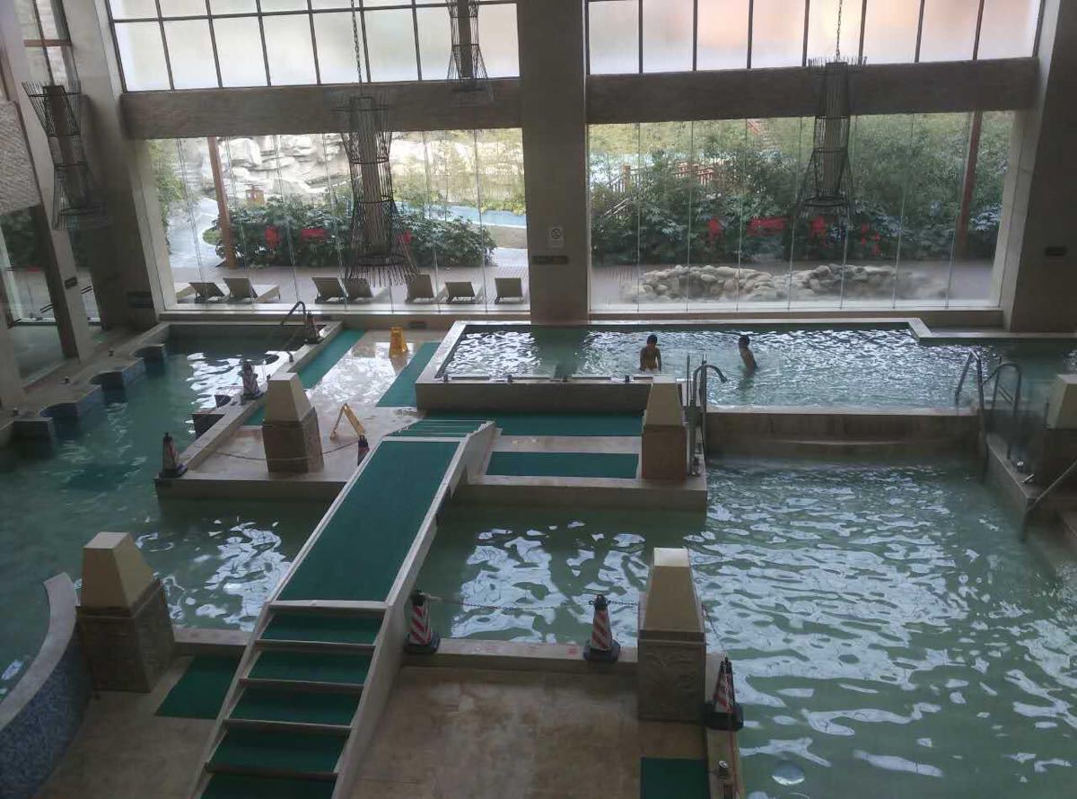 灰汤温泉华天城旅游度假区