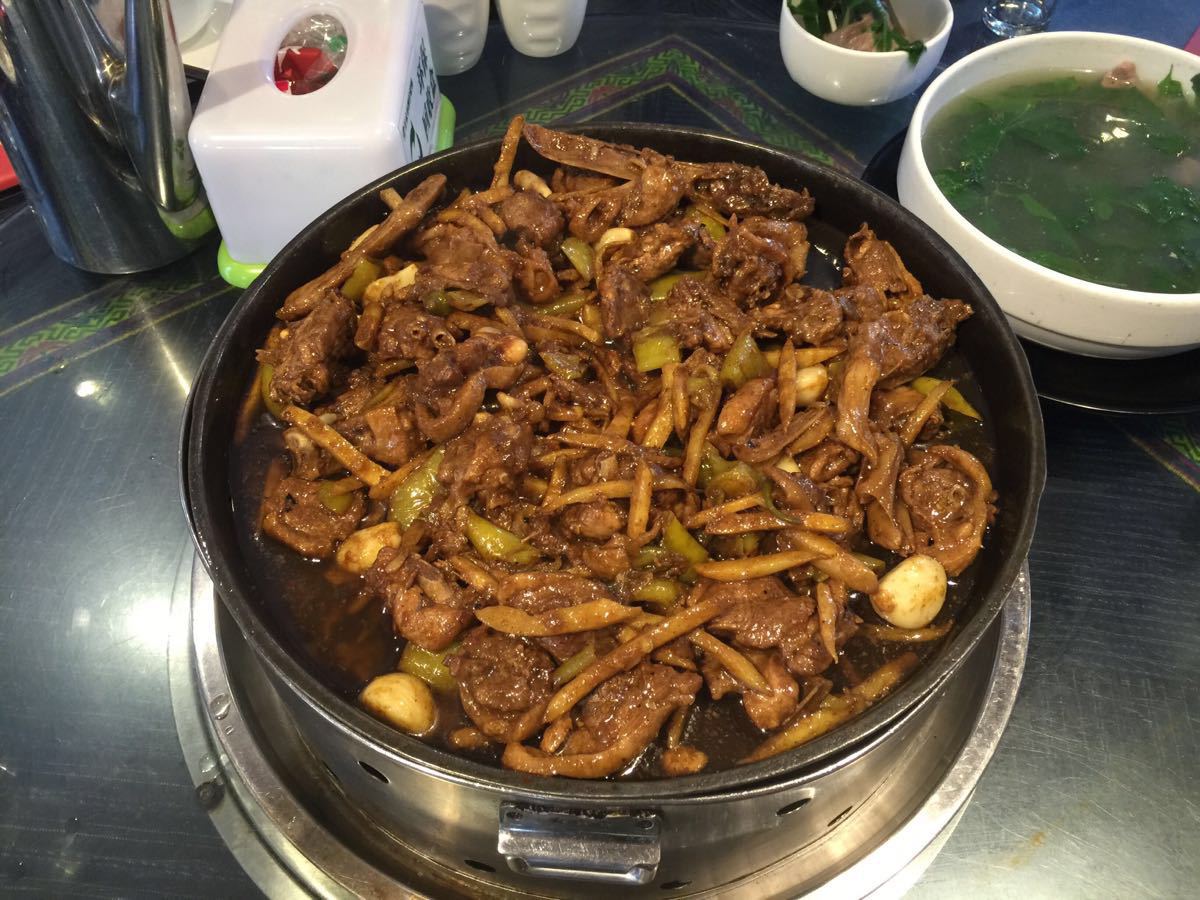 【携程美食林】南宁甘家界牌柠檬鸭店(园湖分店)餐馆,环境不错,菜口感