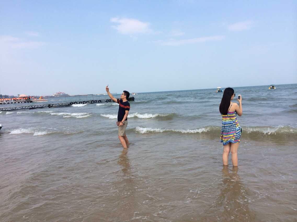 7月中旬想去山东的海边游泳,哪里比较好玩?比