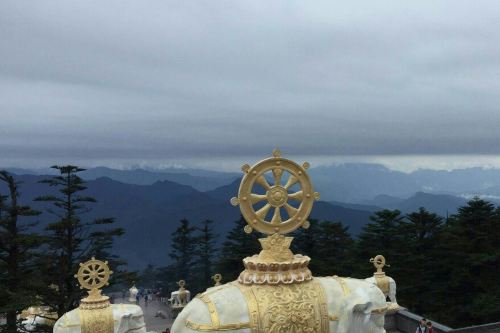 峨眉圣灯