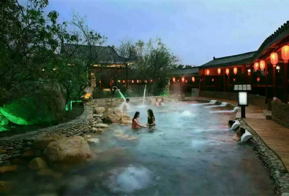【携程攻略】海丰莲花山养生温泉景点,温泉是新开的