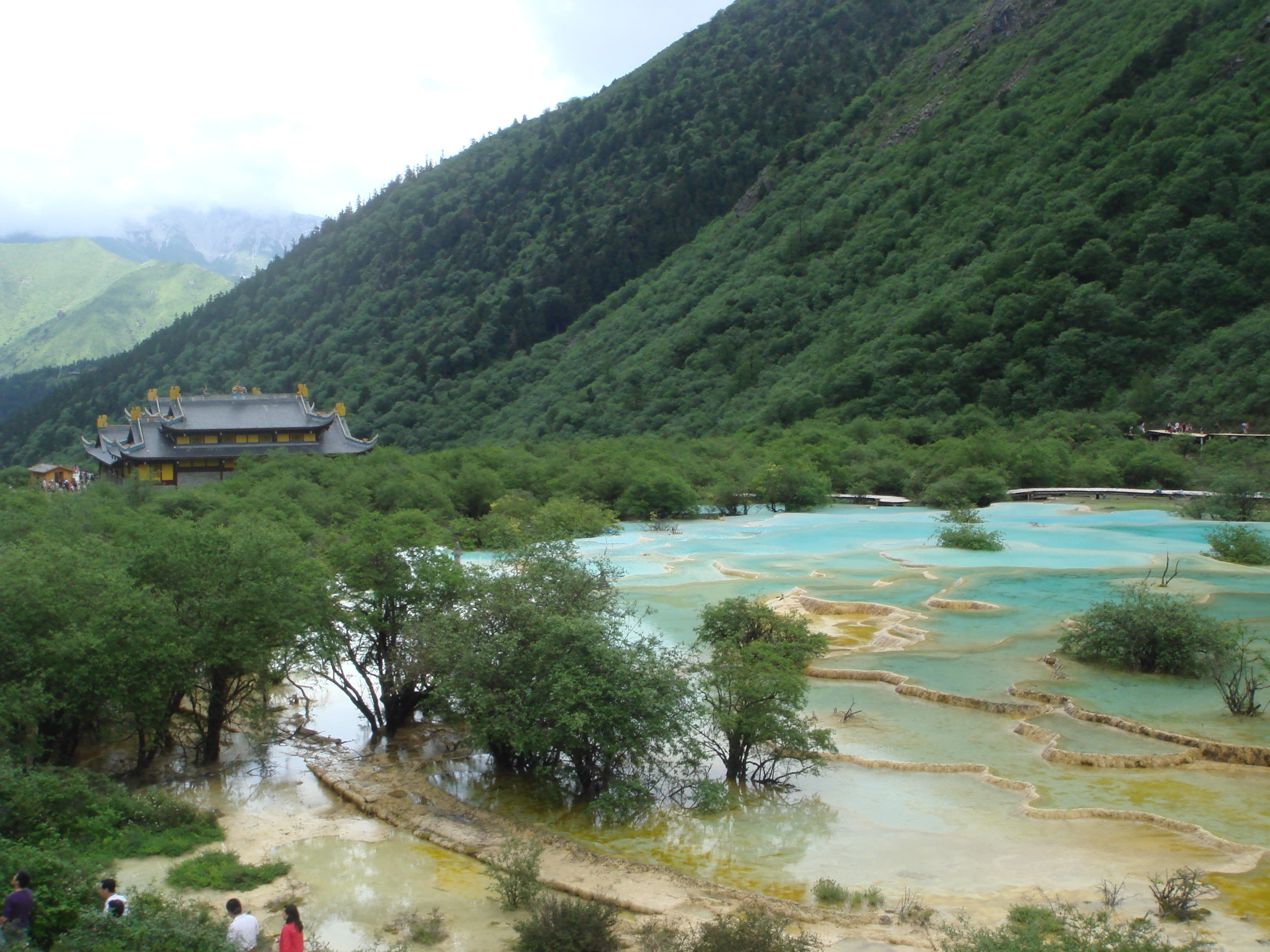 黄龙五彩池