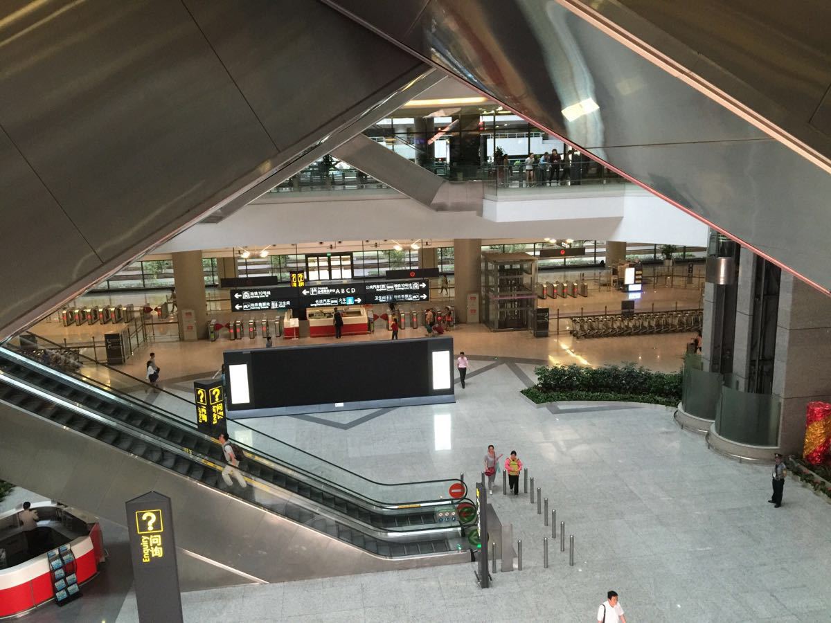 【携程攻略】上海日上免税香化店(浦东机场t2-国际到达行李提取处)
