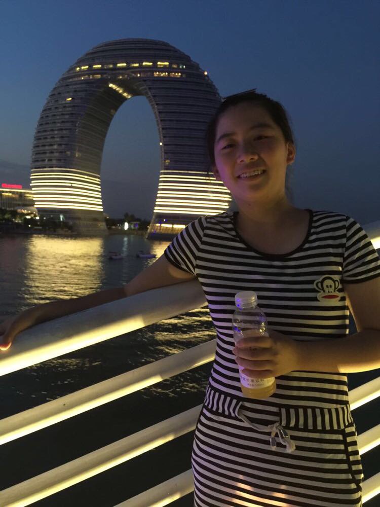 月亮酒店