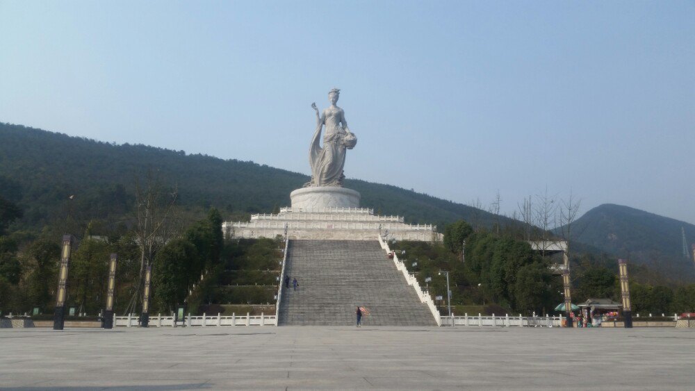 神女湖风景区