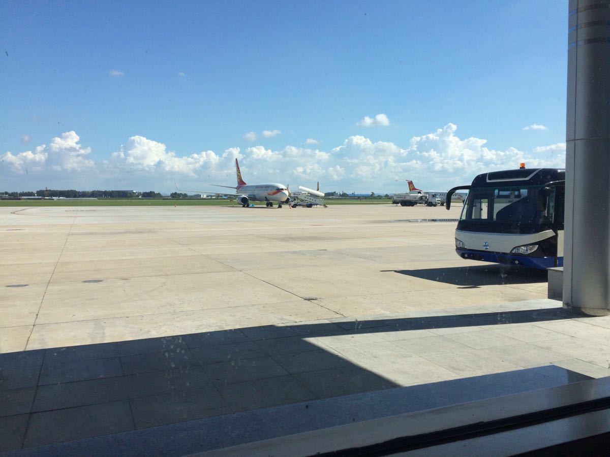 东郊机场旅游景点攻略图