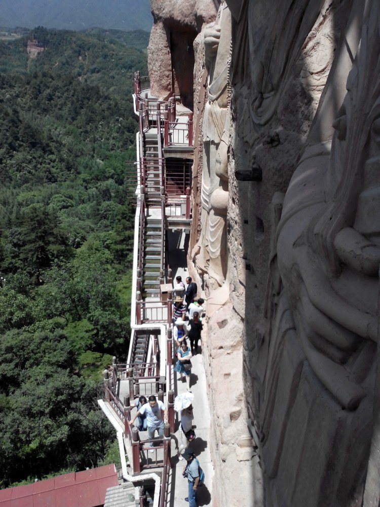 麦积山石窟