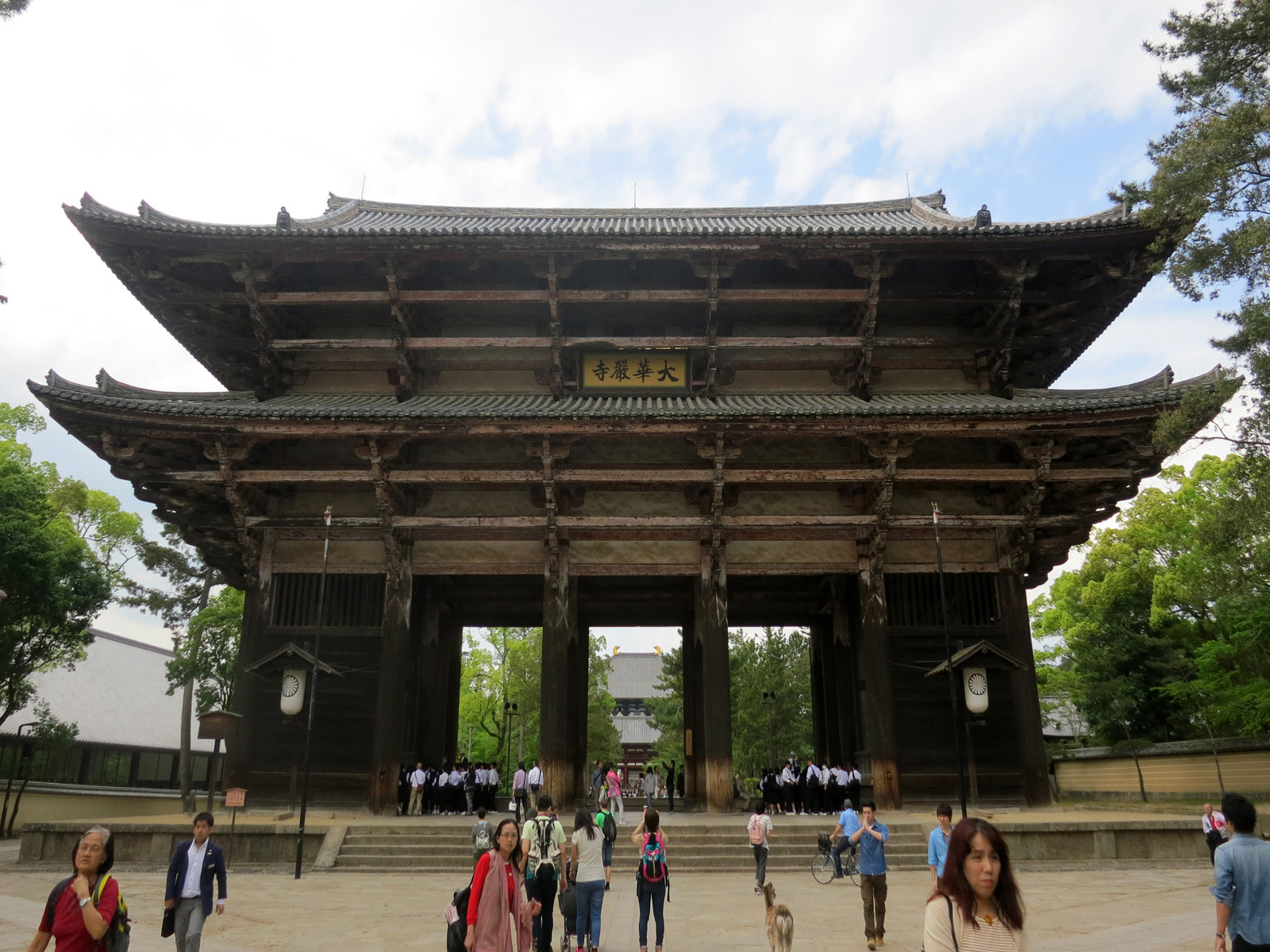 【携程攻略】近畿地方东大寺景点,东大寺位于奈良公园