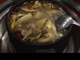 蒙自桃子小厨餐饮店特色,墨鱼小厨餐饮店桃子攻略仔排骨汤图片